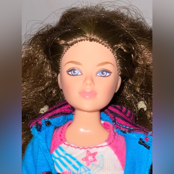 2009 MGA Best Friends Club BFC Ink. Addison Doll - Picture 2 of 8